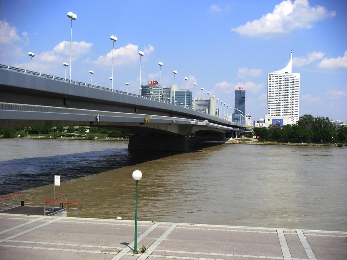 Freinest Wien Bagian luar foto